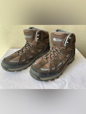 Denali Women's Brown Lace-Up Hiking Boots size 9 Outdoor Backpacking